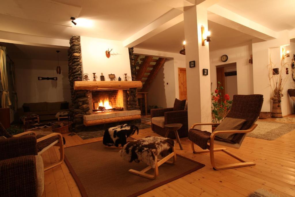 Casa Mosului - Transfagarasan Bed & Breakfast Cîrţişoara Eksteriør billede
