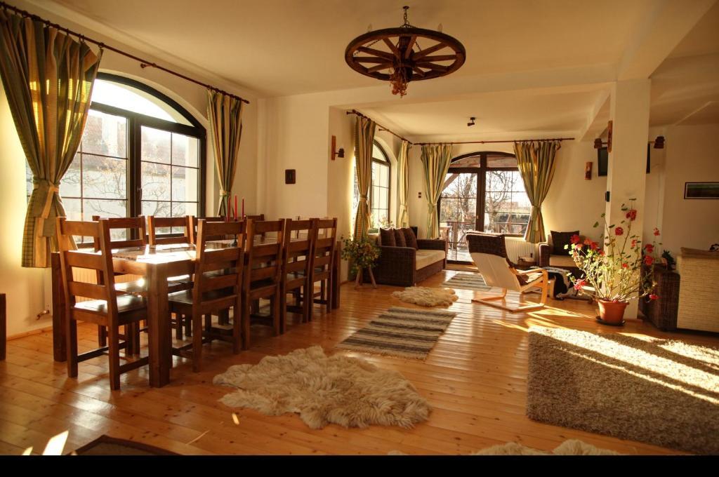 Casa Mosului - Transfagarasan Bed & Breakfast Cîrţişoara Eksteriør billede